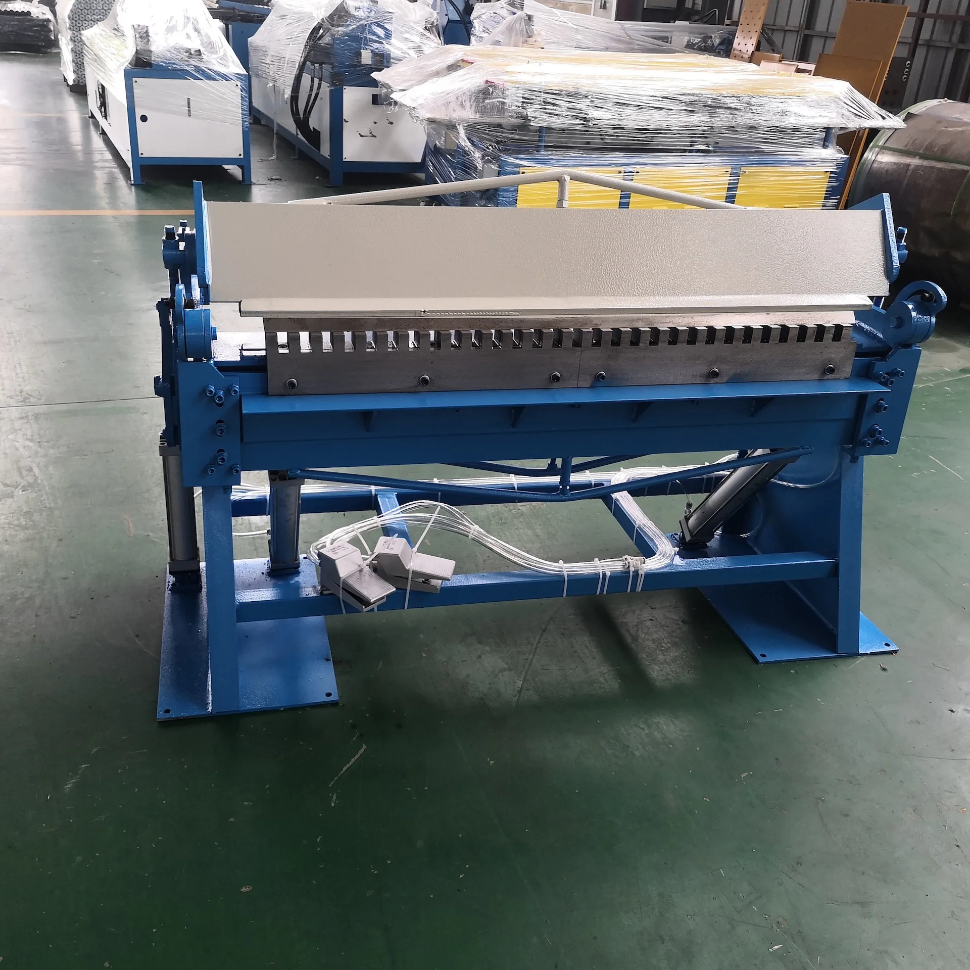 Wyprzedaż Wyprzedaż Giętarka do blachy