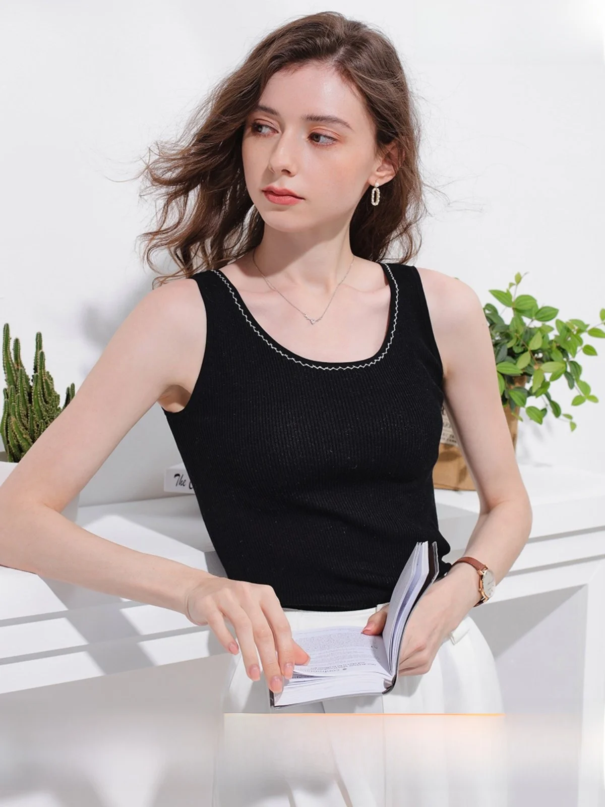 

Commbobka Spring Summer New Silk Vest Women round Ne Svel Top Cotton 70% Silk 30% Color Commuter Sle