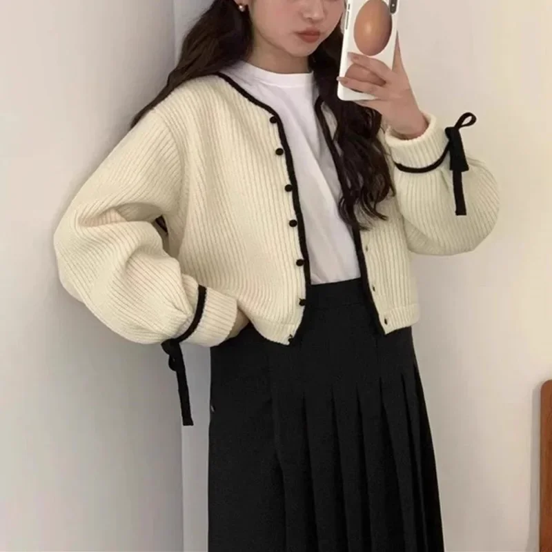 

French sle Retro High Sense Knit cardigan Women Early Autumn Autumn Outdoor Graceful Sweater Women's Jacket Short Top