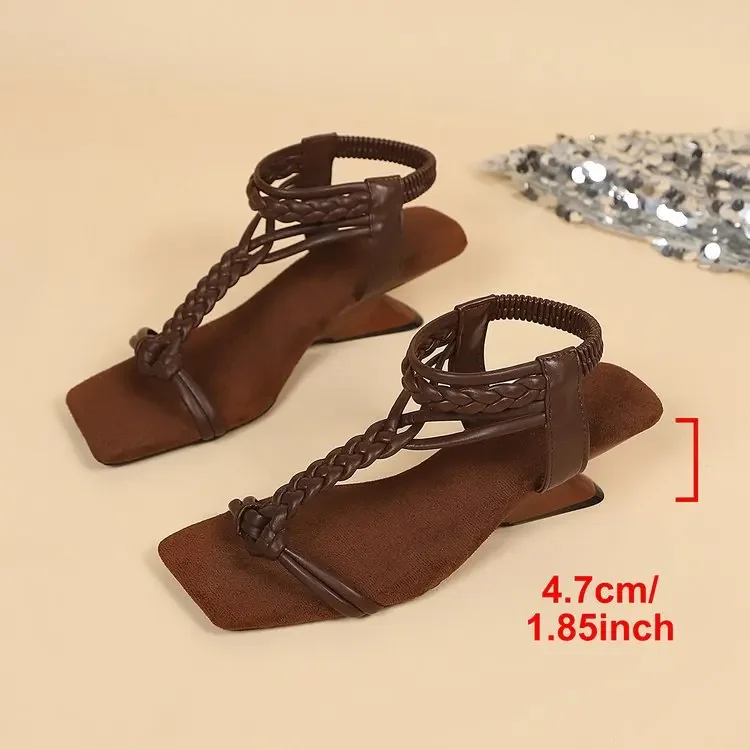 Brand Design Vintage Braune T-Riemen-Sandalen mit eckiger Zehenpartie für Damen – Sommer 2026 Bequeme Urlaubssandalen mit ausgefallenen Absätzen – Detail 30