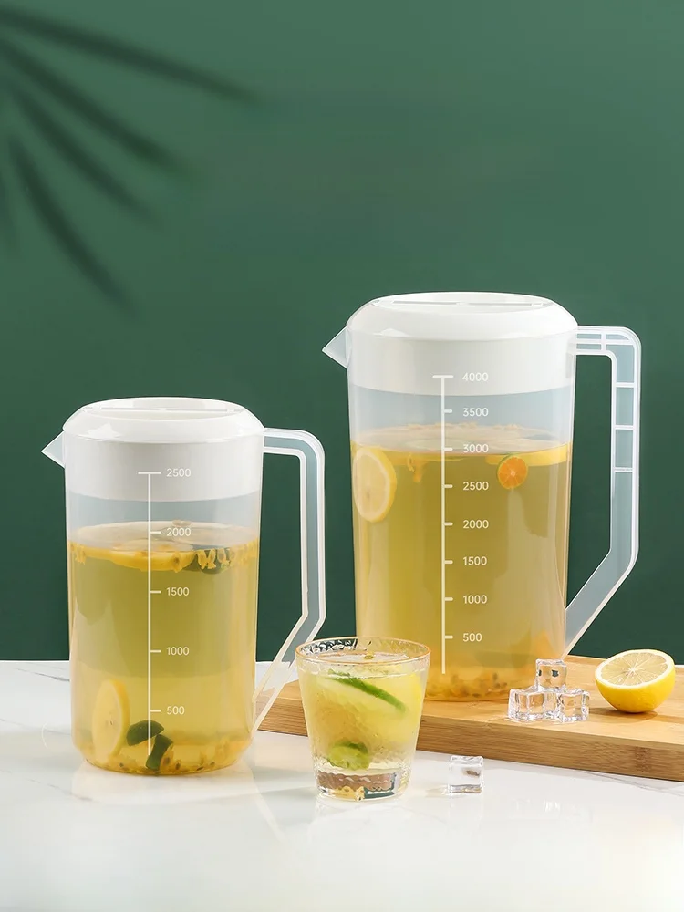 

Large Capaci Plastic Cold Water Pot with Sc for Tea Brewing Milk Tea op Home Use Commercial Use High Temperature Resis...