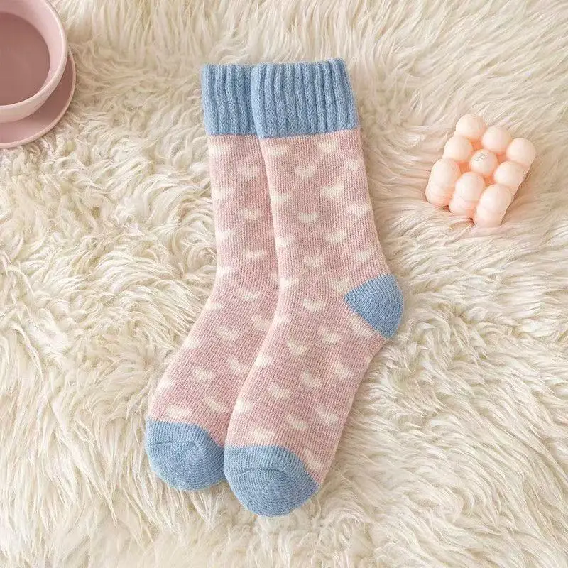 4 pares grosso aconchegante thermo feminino meados de bezerro meias escola outono inverno térmico quente fofo curto meias quentes para meninas conjunto de meias de aperto