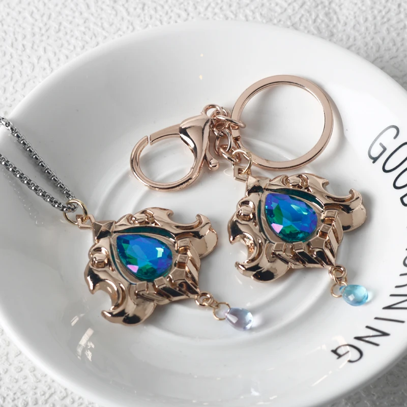 LLavero de juego figura de Anime Arlecchino Collar insignia colgante llaveros lindos llaveros con incrustaciones de diamantes de imitación The Knave accesorios de Cosplay