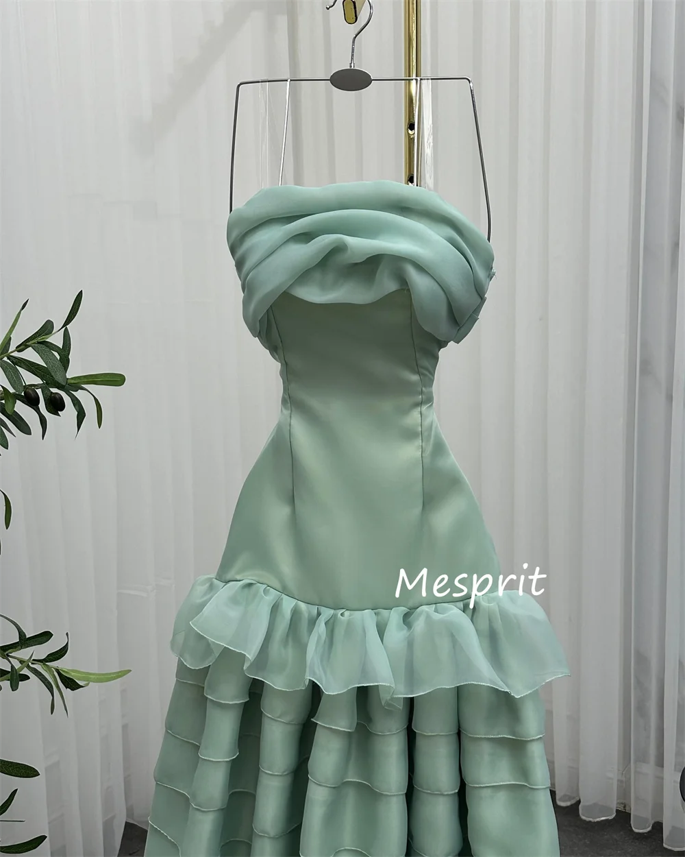Vestidos largos sin tirantes de una línea con pliegues y volantes de Jersey de moda personalizados, estilo moderno Formal de noche para ocasiones a medida