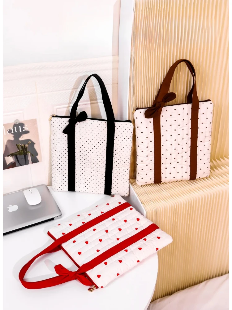 Cute Simple Heart Polka Dot Quilted Vertical Strip Laptop Handbag 13.3/14 Inch Large Women Office Commute Computer Tote Bag