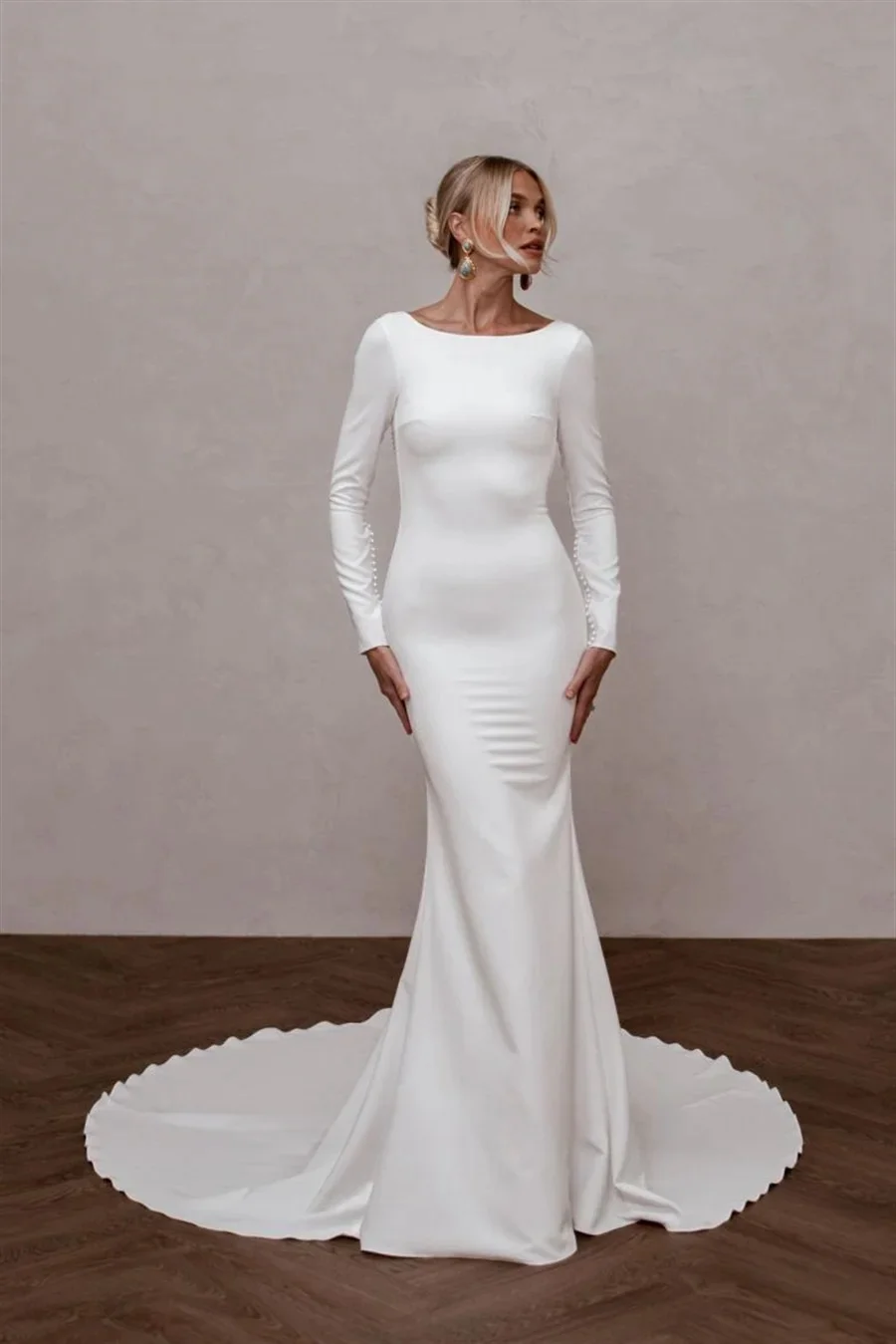 

Customize to Measure 2025 Mermaid Wedding Gown Long Sleeves Open Back Stretch Fabric Perfect Fit Bridal Dress for Women