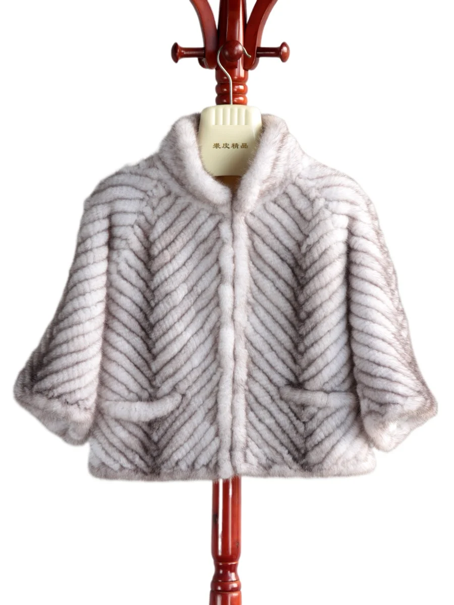 

Корейская версия 2025 года, импортная норковая куртка, куртка из чистого меха ручной работы, короткая шаль из норки с узором «елочка»