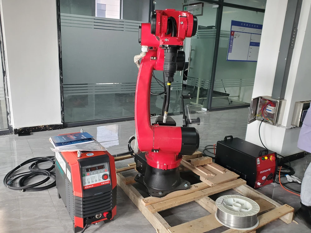 Six Axis Industrial Robot Arm Laser Fiber Laser Welding Machines Laser Welder Robot For Metal Welding