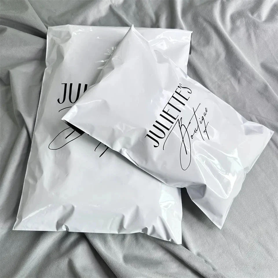 Weiße Kuriertaschen unterstützen individuelle Logos und eignen sich für Kleidung, Feiertagspartys und Geschenkverpackungen. – Detail 10