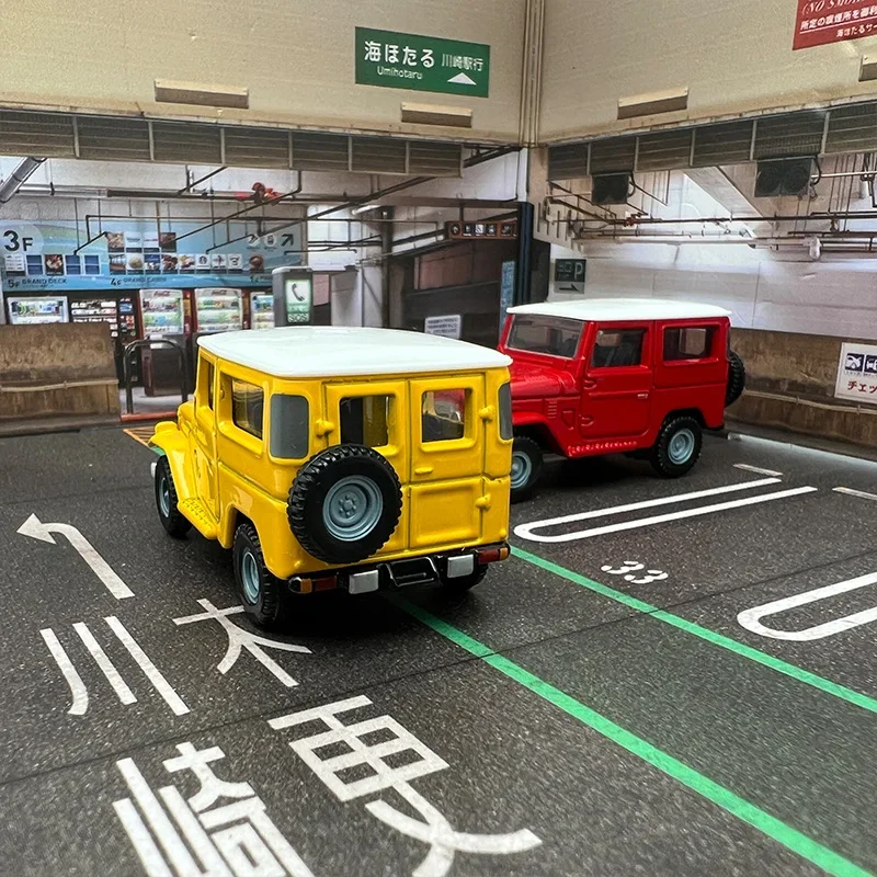 Takara TOMY TOYOTA FJ CRUISER FJ40 Alloy Car Model Diecast Metal Toy Mini Car Vehicle Model Simulation Miniature Scale Gift