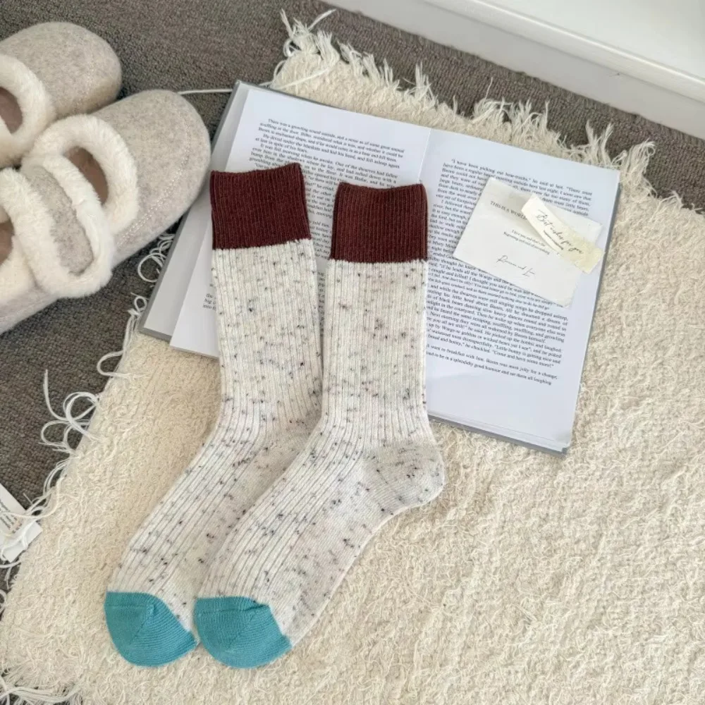 

New Thick Warm Socks Cotton Mixed-color Dot Mid Tube Socks Soft Breathable Colored Socks Autumn Winter