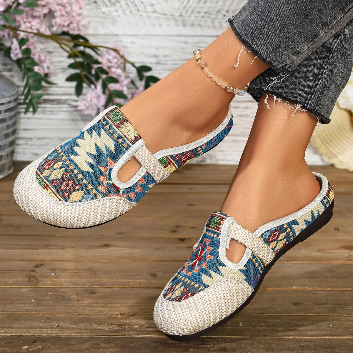 Ethnische bestickte Schuhe: Neue atmungsaktive Leinen-Halbslipper für Damen mit weichen Sohlen – Damen-Stoffschuhe für den Einzelfuß – Detail 6