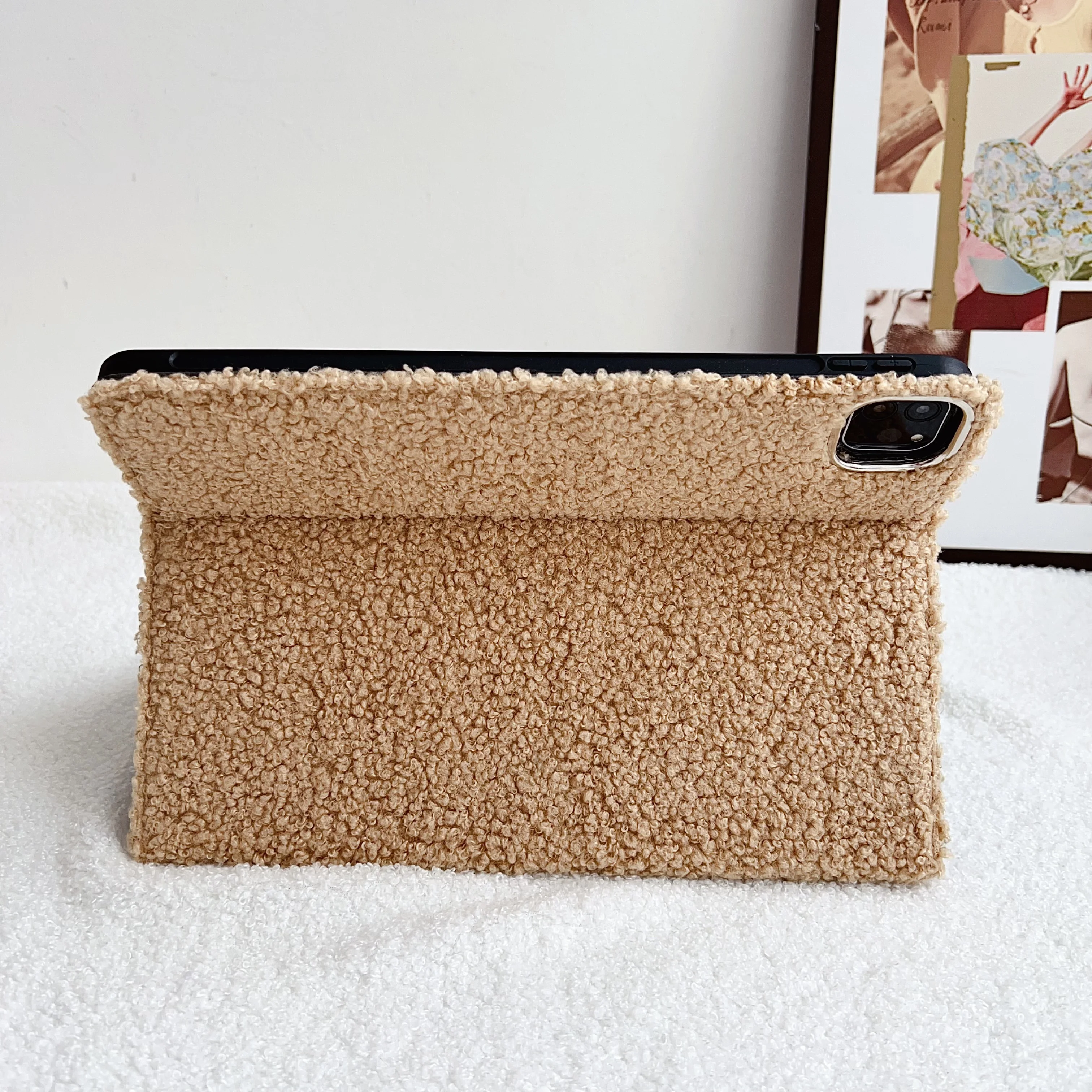 Plush Tablet Case for IPad A16 11 12 th Pro M5 Air 8 11 7 6 5 9 10 th Air Mini 7 6 M4 M3 M2 10.9 10.5 10.2 inch Shockproof Cover