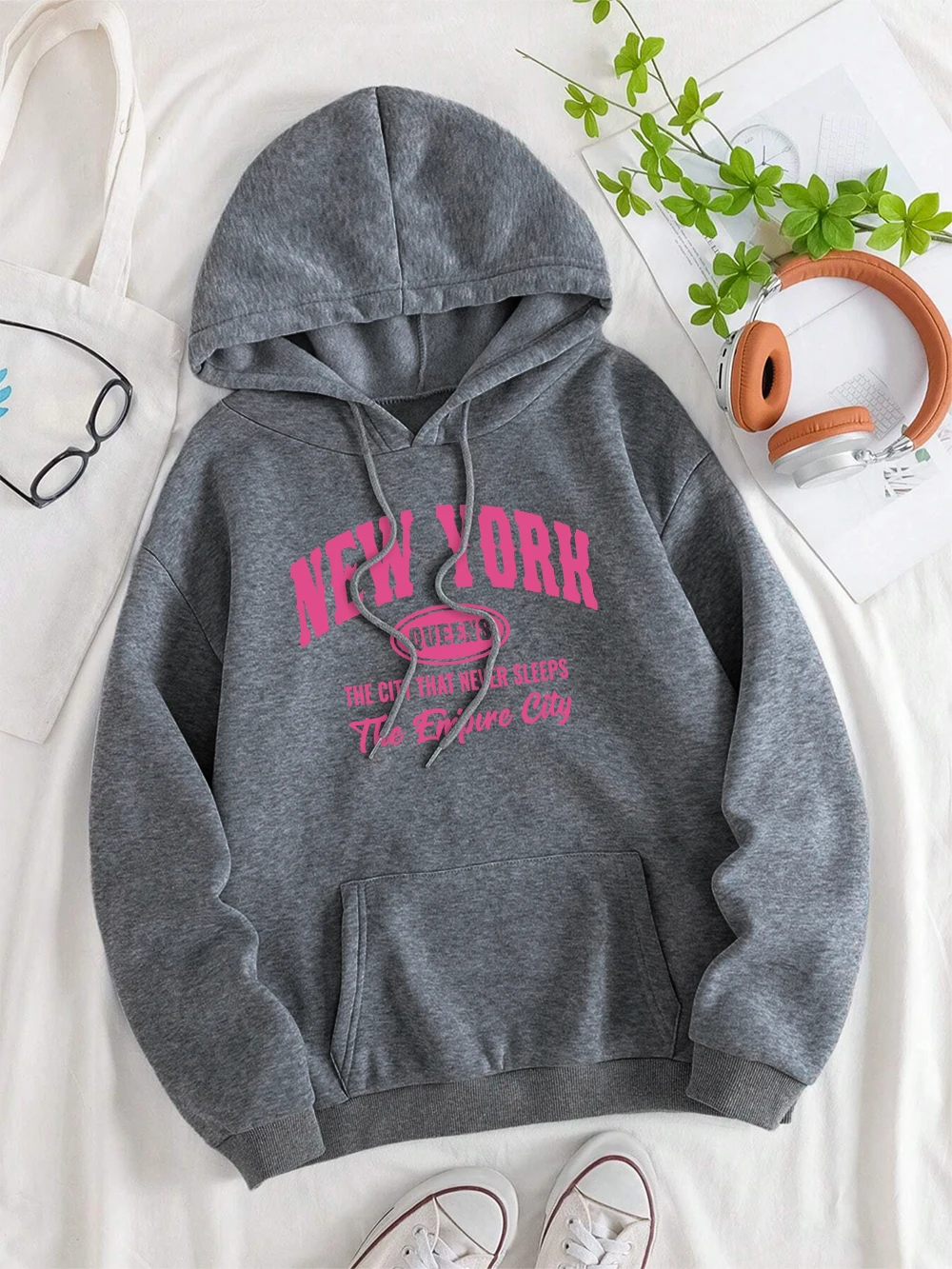 New York Queens The City That Never Sleeps Hoody Men Women Fashion Hip Hop Clothing Cute O-Neck Hoodies Street Loose Sweatshirt