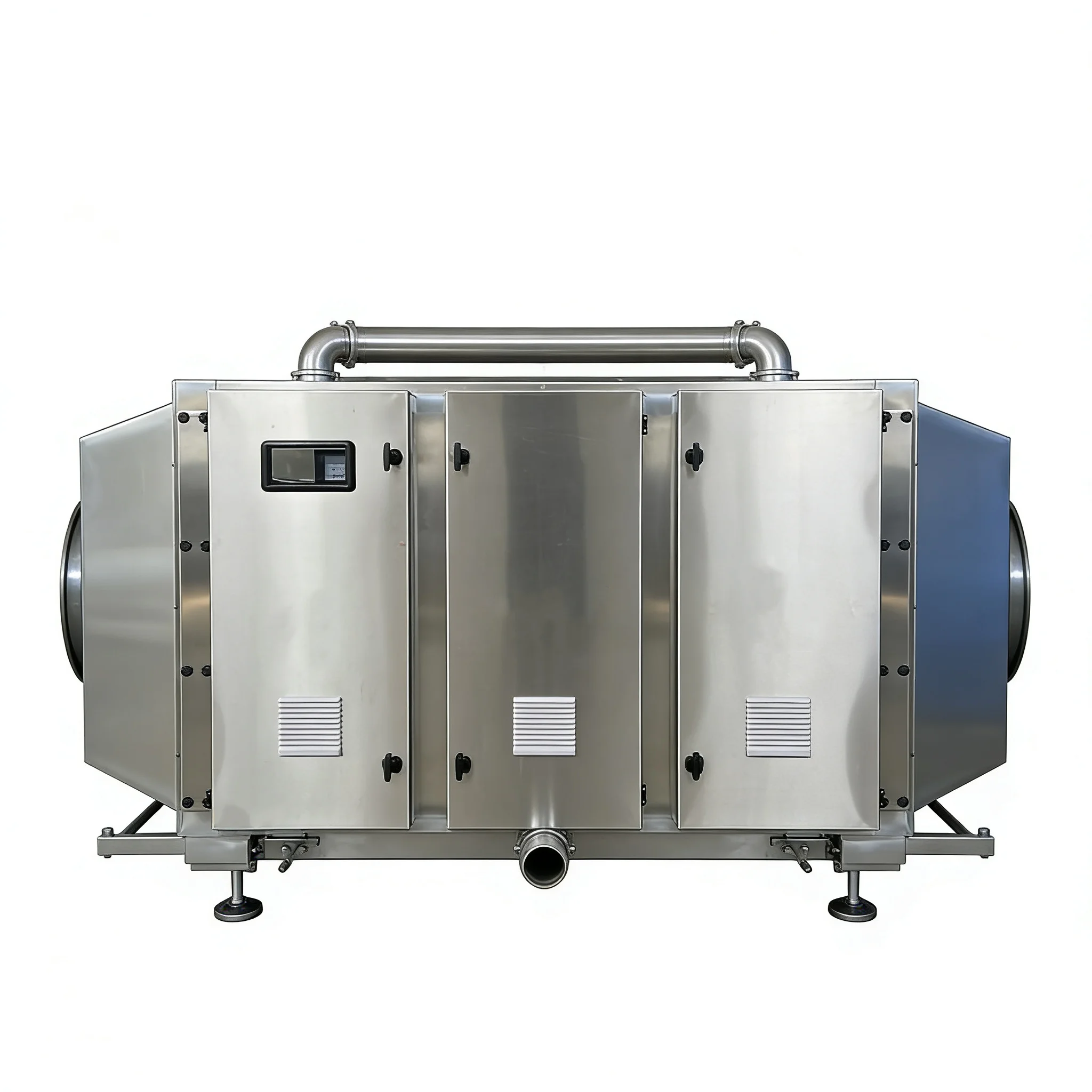 

Сварка и сборка корпуса воздухоочистителя из нержавеющей стали с золотым покрытием для промышленного оборудования по удалению пыли в цехе завода.