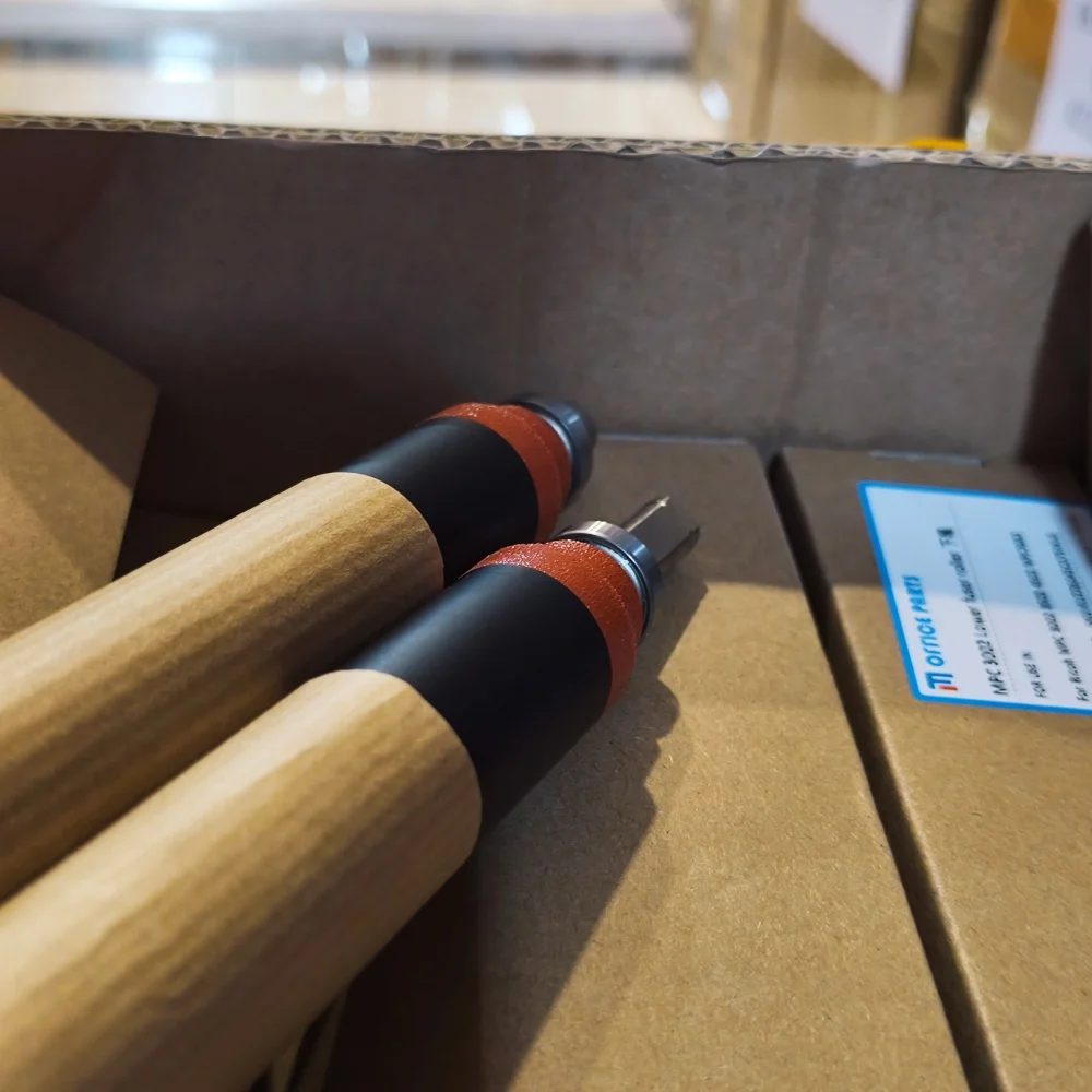 

1pcs D144-4057 D1444057 Lower fuser roller For Ricoh MPC 3002 3502 4502 MPC3002 MPC3502 MPC4502 MPC5502 pressure sleeved roller