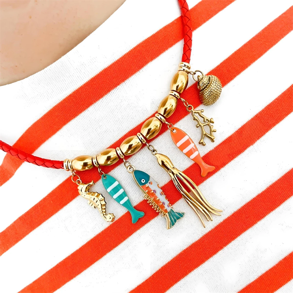 

New Fashion Necklace Seahorse Octopus Conch Clown Fish Multi Pendant Necklace Women's Gold Plated Color Preserved