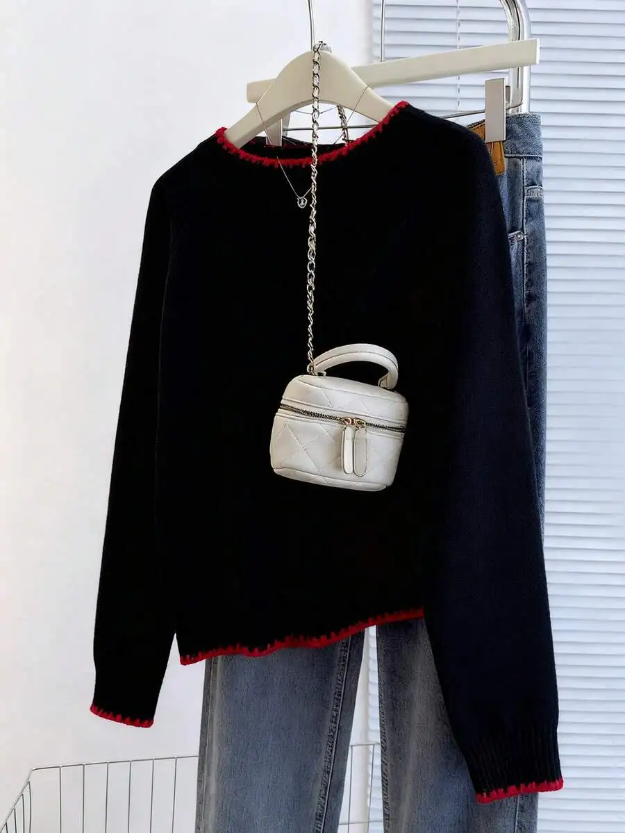 

Casual Loose Round Neck Long Sleeve Sweater With Contrasting Red Trim Women Autumn Winter Pullover