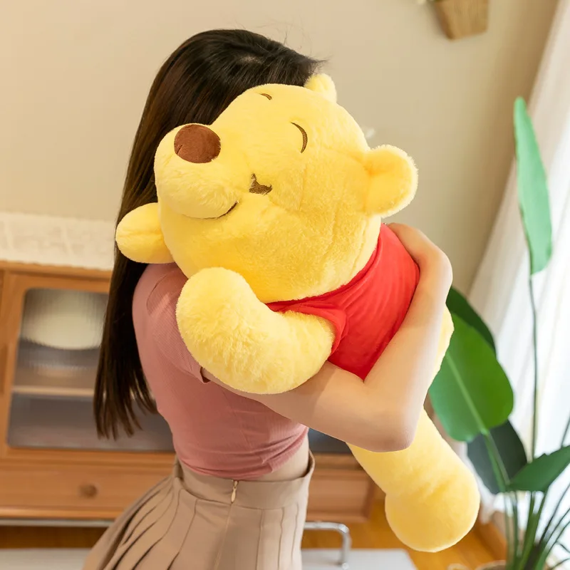 Simpatico cartone animato nuovo Disney Anime Kawaii Winnie The Pooh sdraiato orso bambola giocattolo comodino sonno cuscino giocattoli per i regali della ragazza