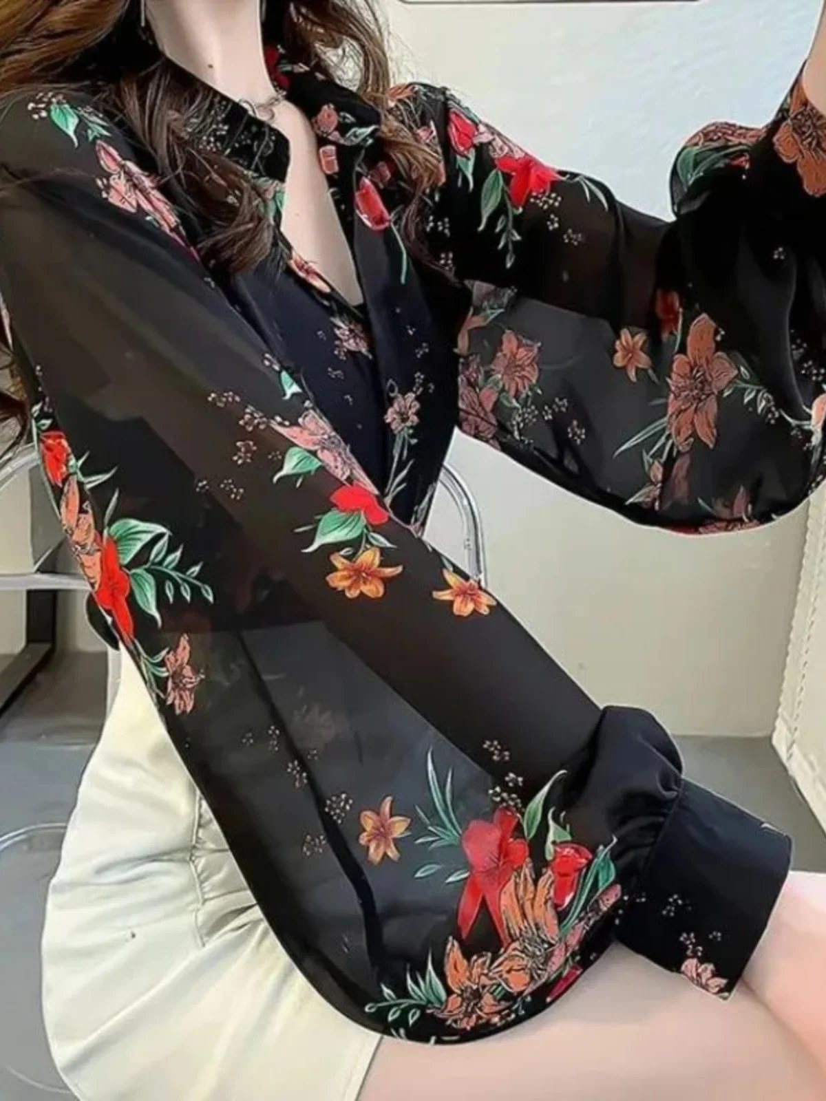 

Casual Loose Long Sve irt Street Sle Loose Fit Collared Long irt Printed Casual Faion for Young Women