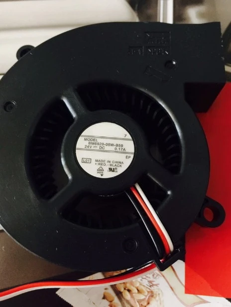Brand New Original BM6920-05W-B59 DC 24V 0.17A 3-Wire Server Cooling Fan Fast Delivey