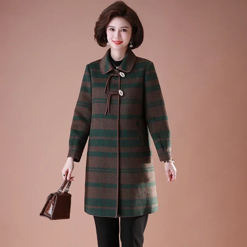 

Autumn and winter mother coat medium and long national style plaid woolen coat new Chinese middle-aged and elderly women's