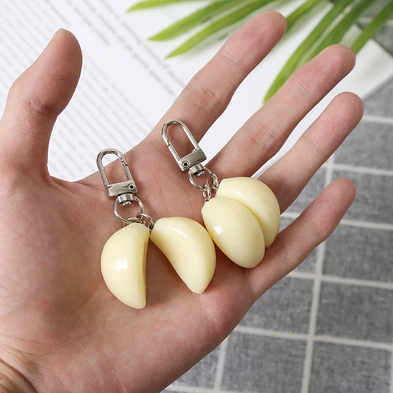 Resin Garlic Food Vegetable Keychain Keyring Women Men Gift Statement Unique Funny Creative Bag Car Airpods Box Keychain Jewelry