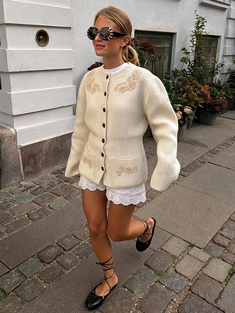Vintage Floral Embroidery Knit Cardigan Women O-neck Button Down Cinched Waist Pocket Sweater Fall Winter Daily Commute Knitwear