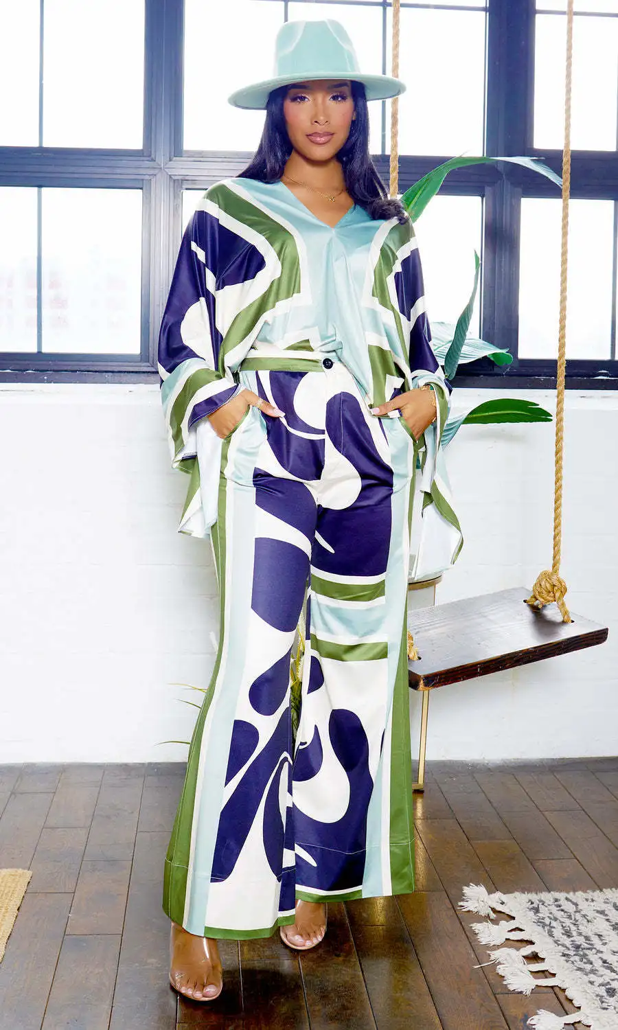 2025 패션 프린트 여성 세트 배트윙 긴팔 상의와 와이드 레그 팬츠 슈트 캐주얼 투피스 세트 스트릿 루즈핏 의상