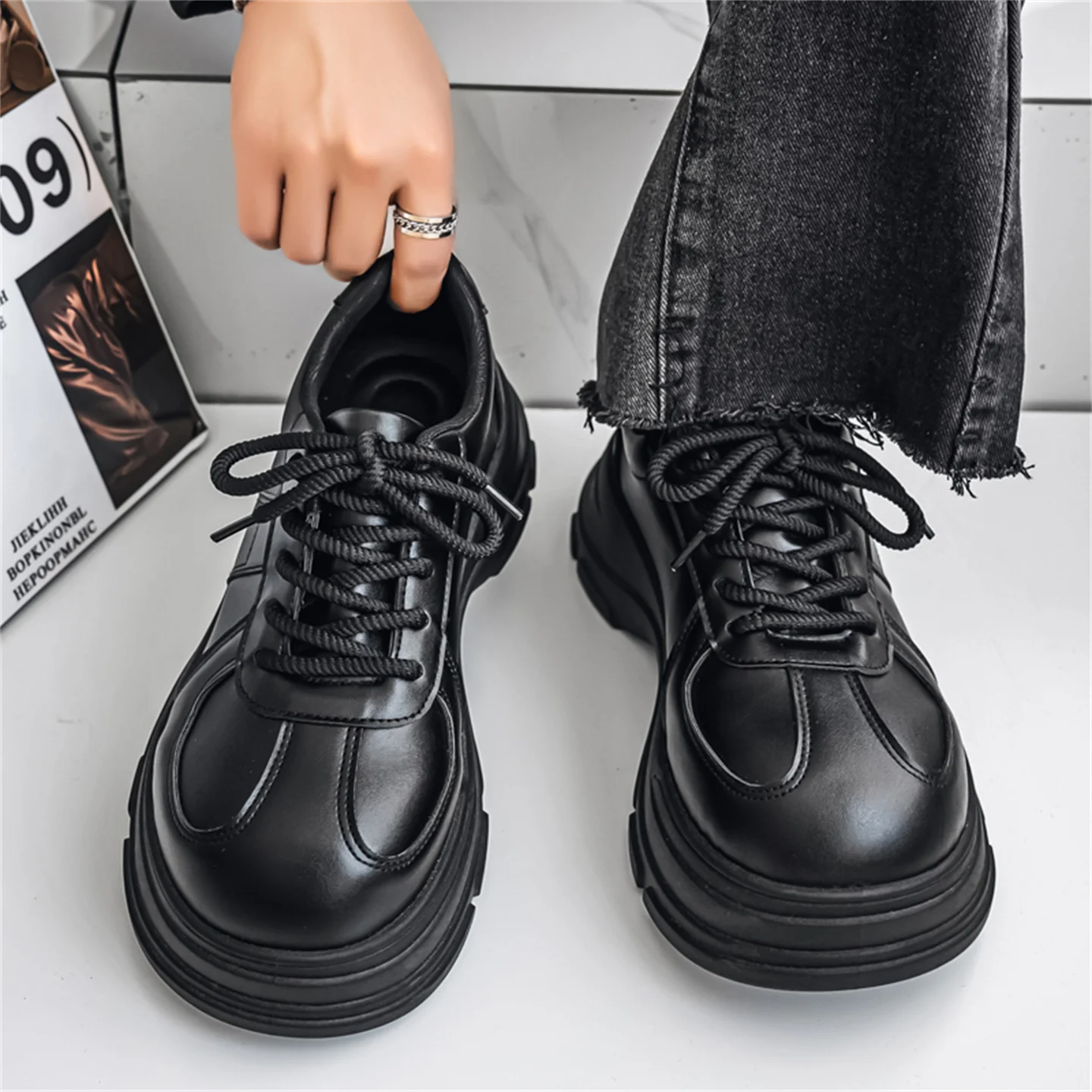 zapatos-de-cuero-casuales-negros-para-hombre-estilo-2026-moda-otonal-de-punta-baja-tacon-grueso-antideslizantes-calzado
