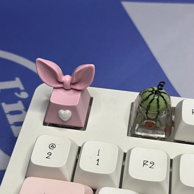 Três dimensional Bowknot teclado mecânico Keycap, orelha de coelho rosa, botão do computador, R4 ESC, eixo transversal, bonito