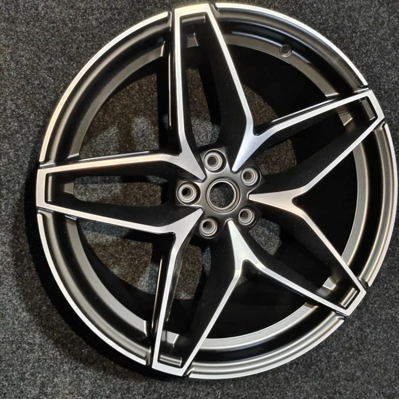 Brand New Forged Wheel Set 861245 SF90 Carbon Fiber Rims 764246 458 Five Star Wheel Hub Cap 281089 for F8 SF90