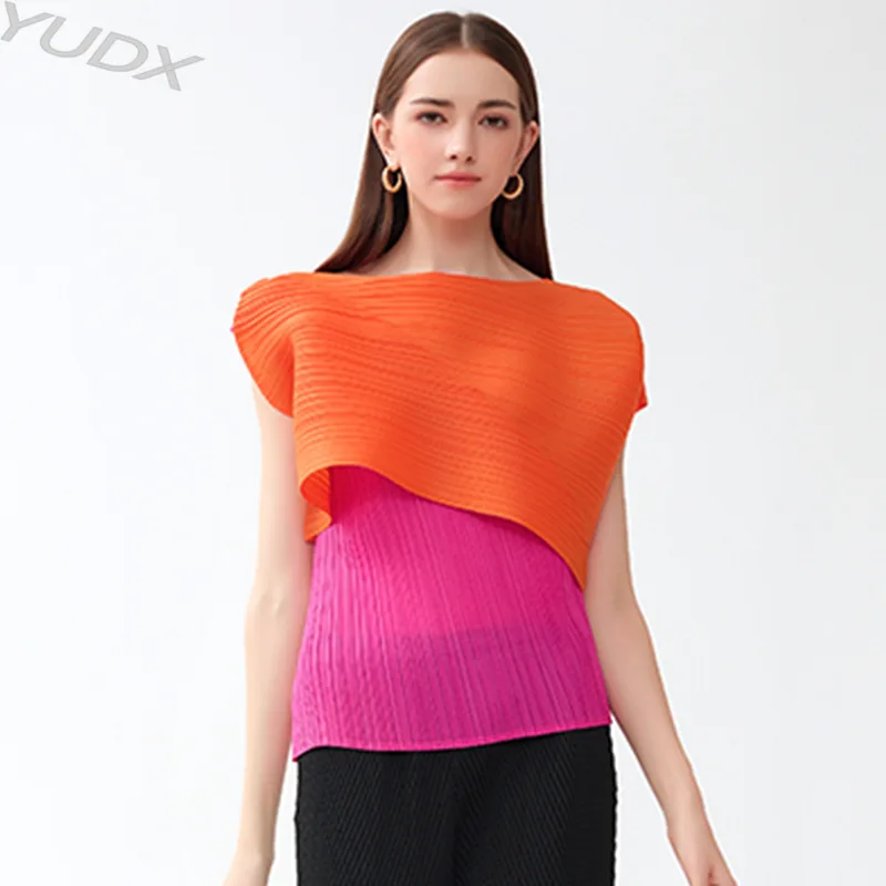 

Color Blocking Irregular Fashion Korean Version of The Hundred Top 2023 Early Fall Round Neck Casual Wind Miyake Pleated T-shirt