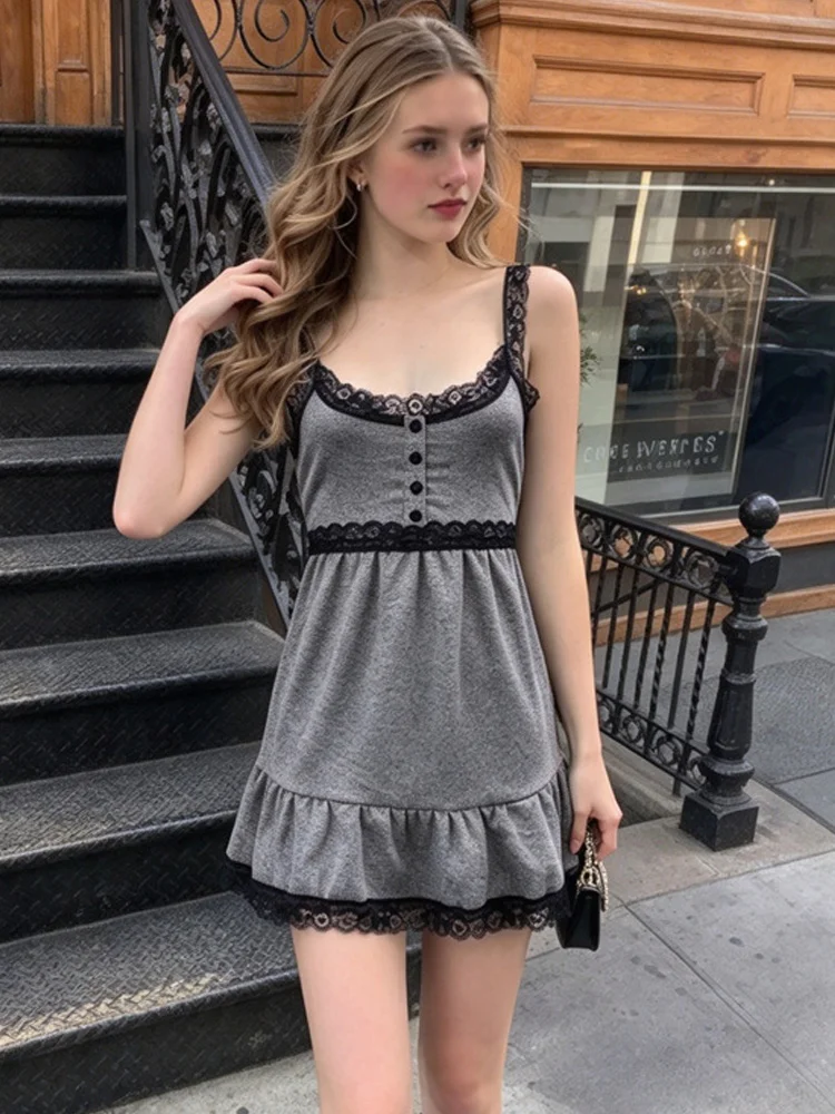 Women Korean Chic Y2K Dark Aesthetic Daily Black Lace Trim Button Detail Adjustable Spaghetti Strap Mini Slip Dress