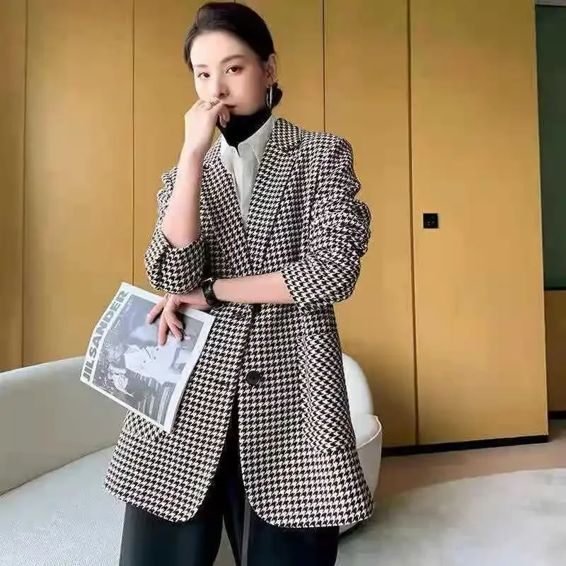 Korean Fashion Coats 2023 Chic Elegant Woman Jacket Autumn New in Office Lady Casual Plaid Belt Oversize Blazer Women Clothing