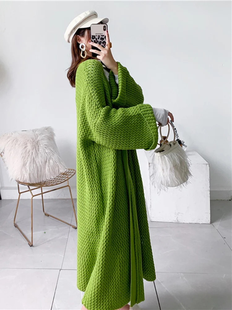 [EAM] Big Size Long Knitting Cardigan Sweater Loose Fit V-Neck Long Sleeve Women New Fashion Tide Autumn Winter 2024 1DD0675