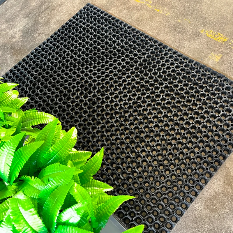 

Perforated Rubber Mat with Holes Water Drainage Rubber Flooring Mat Honeycomb Restaurant Heavy Duty Anti Fatigue Drainage Mat