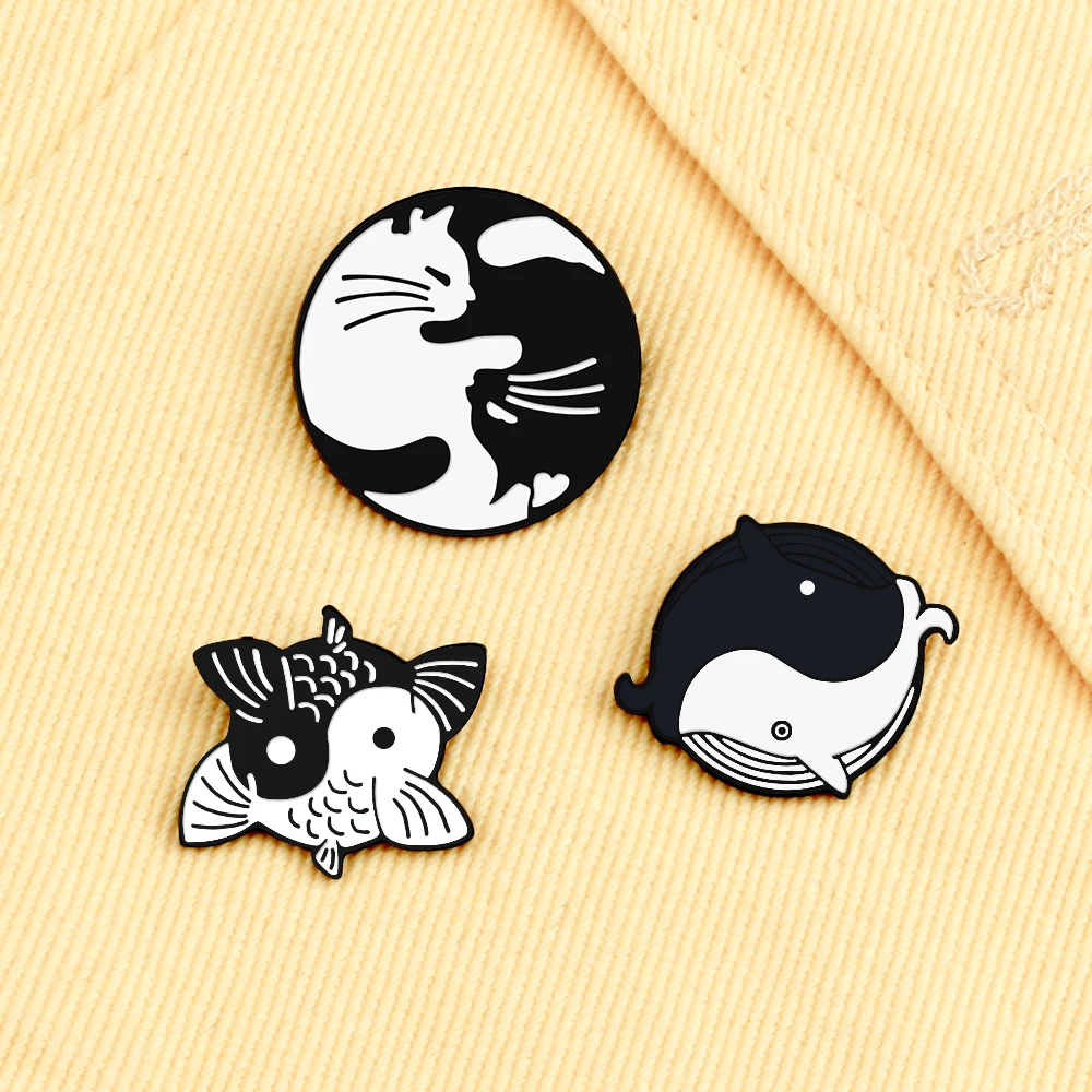 Black White Tai Chi Cat Hugging Brooch Enamel Yin Yang Koi Fishs Whale Combination Round Badge Clothes Lapel Pin Cartoon Jewelry