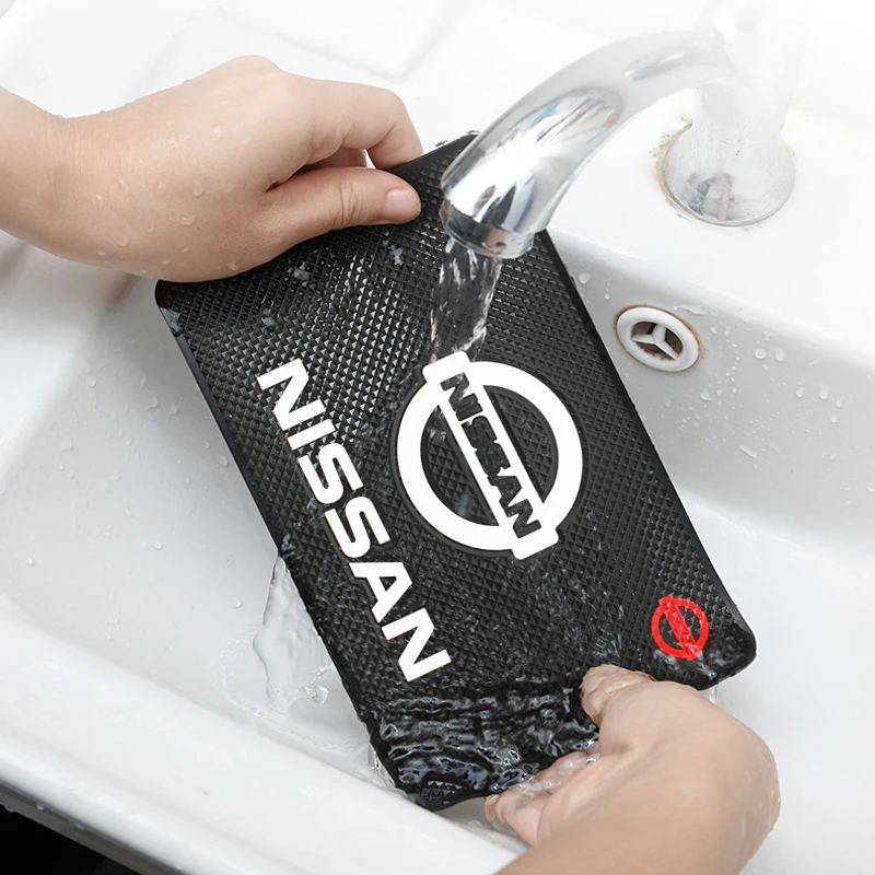 سيارة سجادة ضد الإنزلاق لزجة المضادة للانزلاق منصات PVC لوحة سيارة حامل هاتف السيارة الداخلية لنيسان قاشقاي جوك سنترا باترول ألميرا