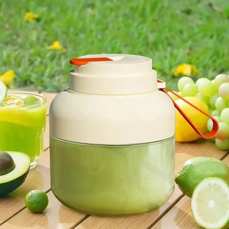 1pc Tons of barrels of juicing barrels portable large-capacity juicing cups of juice and fruits vegetables personal drink juicer