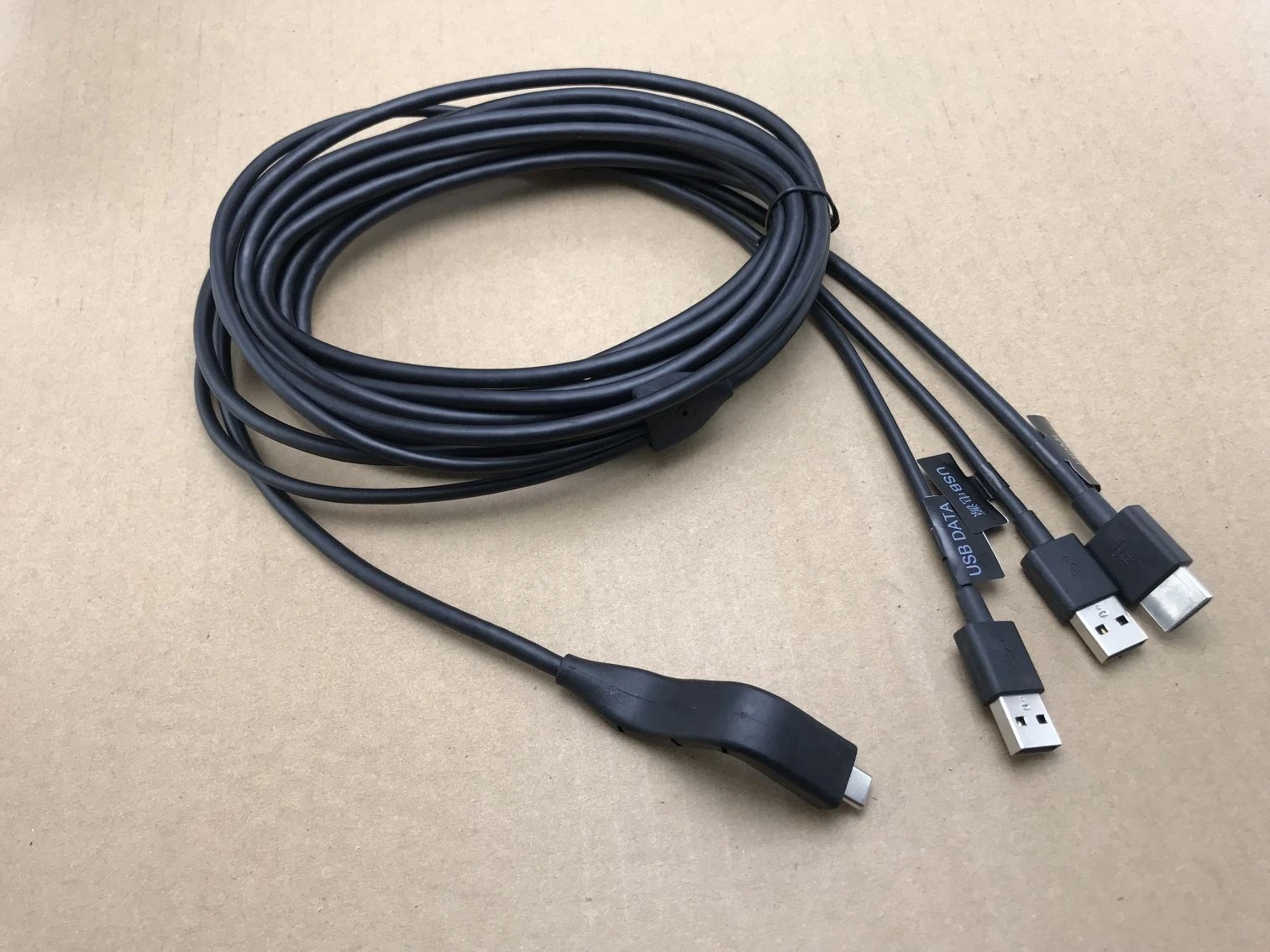 

Suitable for VR headset data cable E3B E3C E3P headdisplay connection cable DP helmet triad line