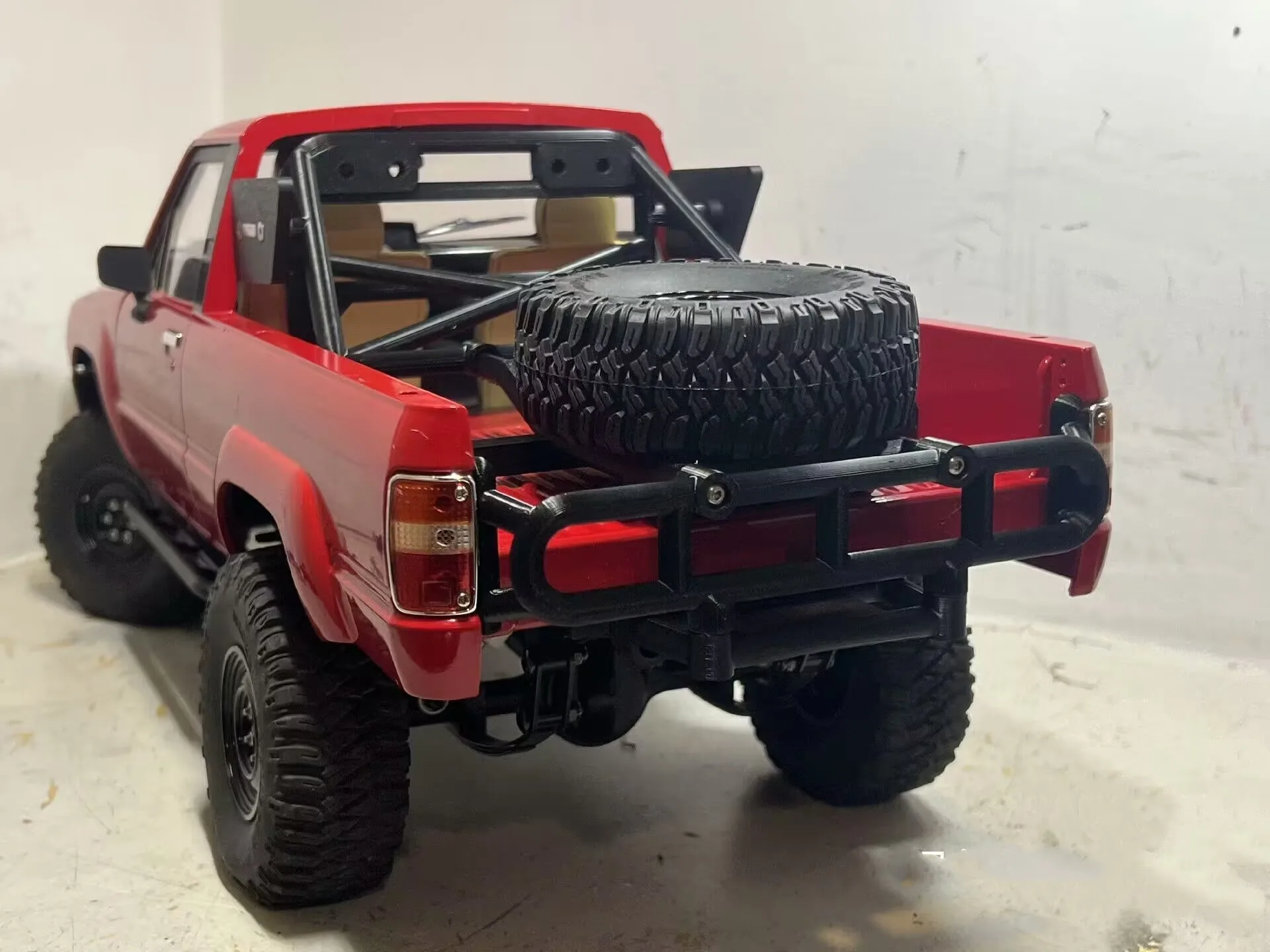 Rolling cage Luggage Rack  Roof Rear BUmper RC4WD Trail Finder 2  1/10 RC Crawler Truck 1985 4Runner Hard Body Z-B0167   XtraCab