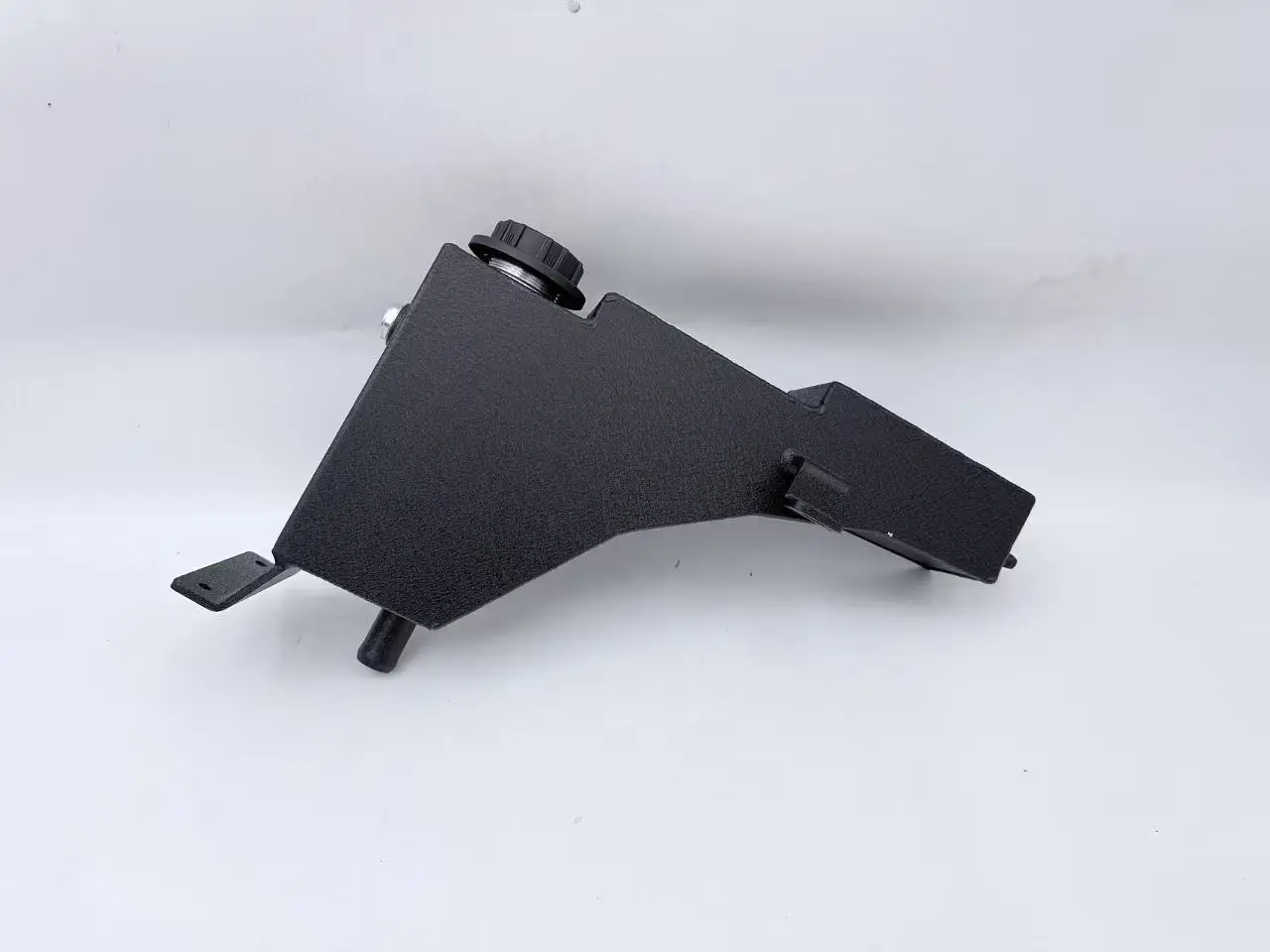 Black Aluminum Coolant Expansion Reservoir Tank For Ford F250 F350 Super Duty Excursion 99-05 Replace 2C3Z8A080AA F6DZ8100A view 6