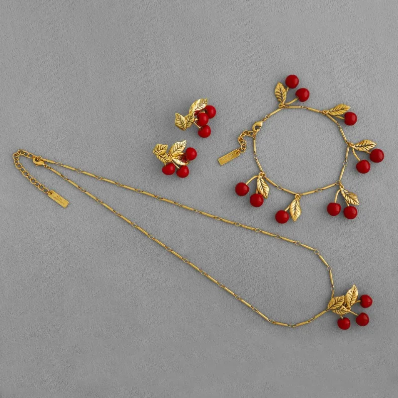 

Handmade Coloured Glazed Little Red Cherry Pendant Necklace New Popular Simple Niche Design Collarbone Chain Earrings, Bracelet