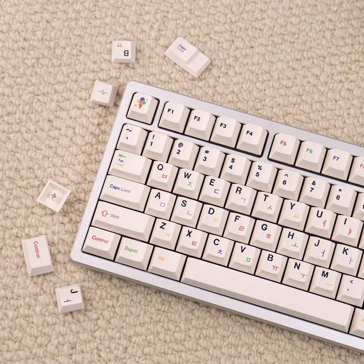 

Hanwen Simple Keycaps Cherry PBT 144 Keys DIY Warm White Heat Sublimation for 60/80/87/98/104/108 Mechanical Keyboards