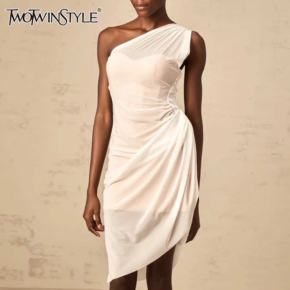 

TWOTWINSTYLE Solid Slimming Temperament Dresses for Women Diagonal Neck Sleeveless Patchwork Folds Mini Irregular Dress Female