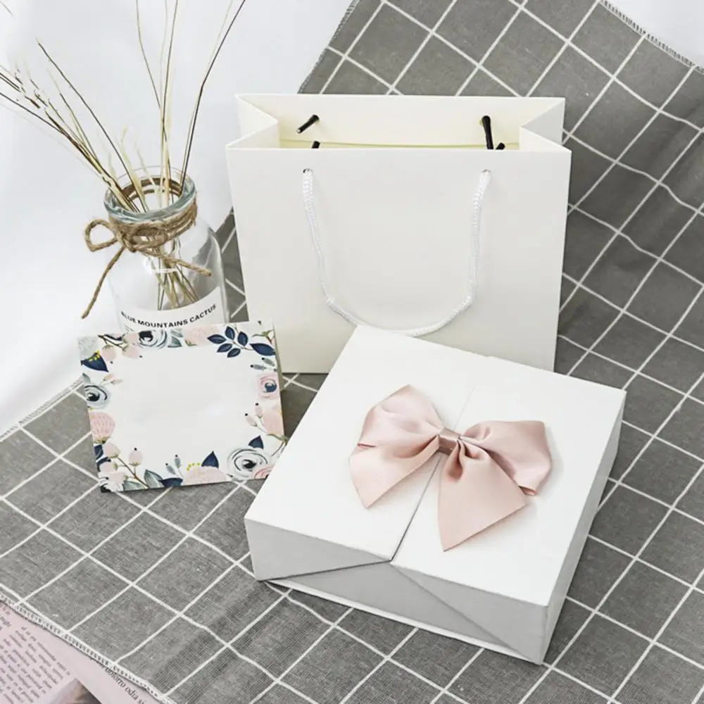 مربع مزدوج الباب Bowknot تصميم مجوهرات أحمر الشفاه هدية التعبئة والتغليف عرض القضية