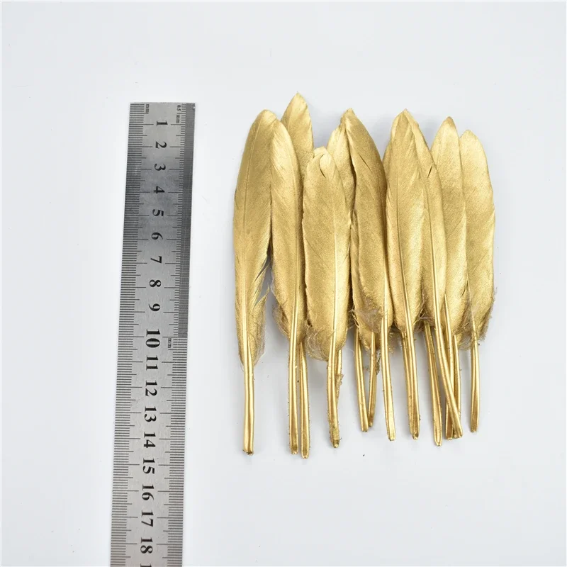 Gold- und Silber-Gänsefedern für Bastelarbeiten, goldene Enten- und Truthahnfedern zur Dekoration von Hüten, Traumfänger, Vasen und als Hochzeitsaccessoires – Detail 10