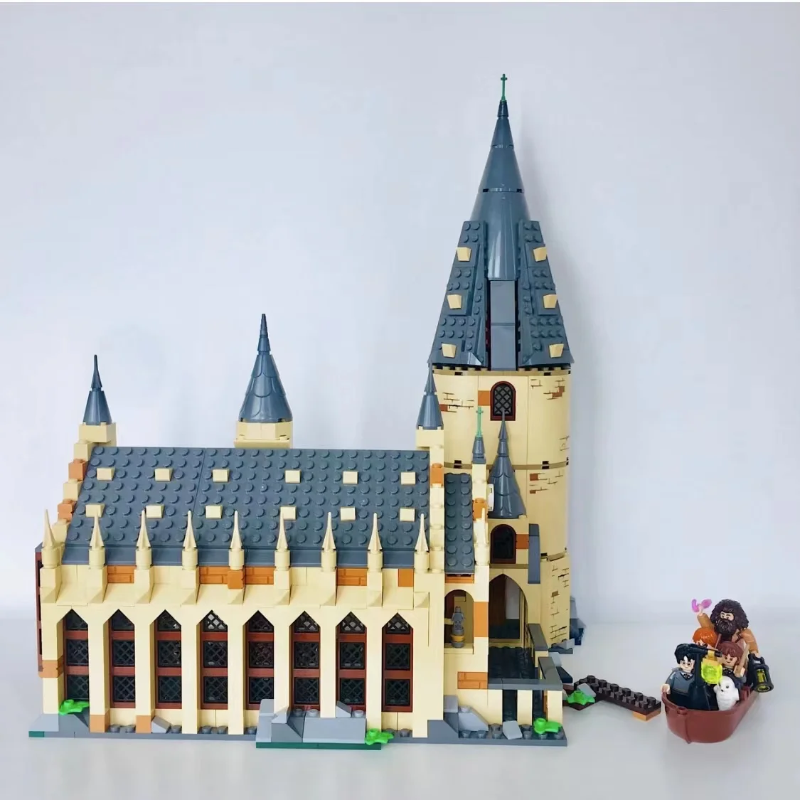 In Stock Great Hall Castle Building Compatible 75954 DIY Model Blocks Bricks Movie Children's Toy Birthday Christmas Gifts