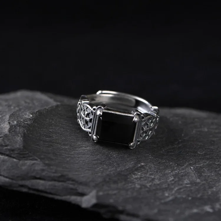 HX Silver Color New Cross Ring Men\'s Personality Dominant Trend Hip Hop Single Ring Black Stone Jewelry